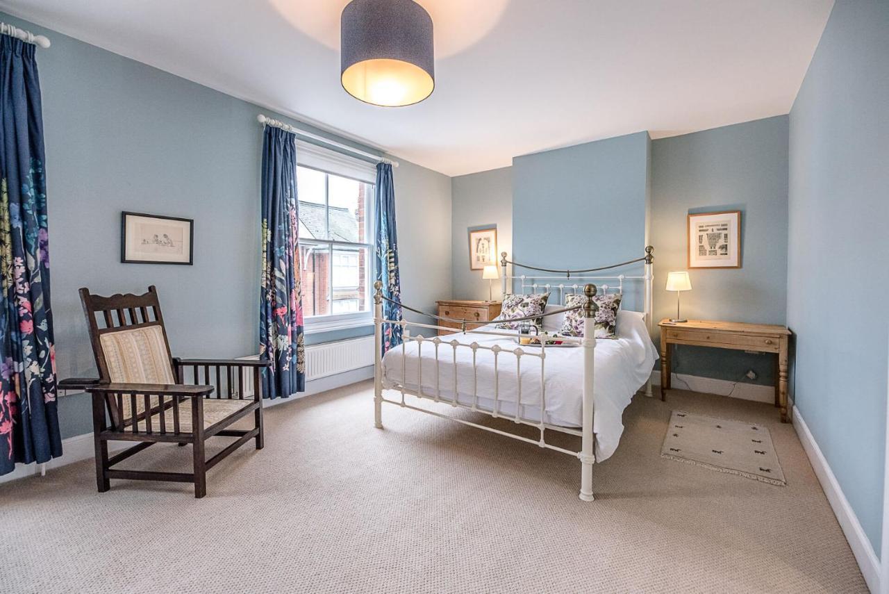 21 Park Lane,